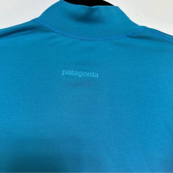 Patagonia | Long Sleeve Mock Neck Activewear Top - Picture 4 of 8